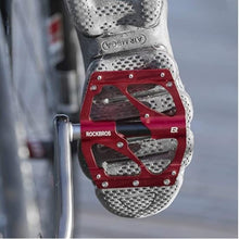 Afbeelding in Gallery-weergave laden, ROCKBROS 2020-12B Aluminium fietspedalen MTB 9/16 inch zwart/rood
